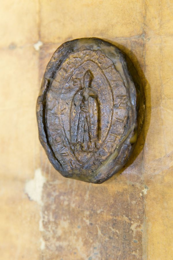 Bischofssiegel auf der Rückseite der Urkunde (© Stadt Braunschweig) (Wird bei Klick vergrößert)