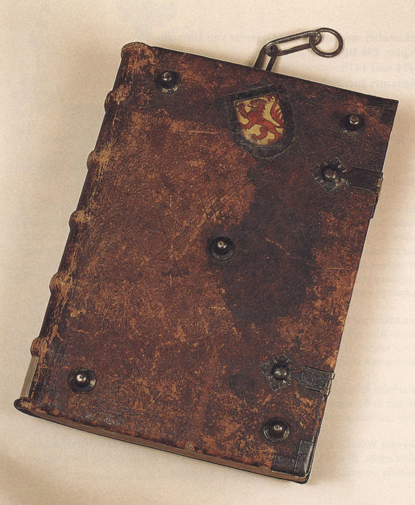 Einband einer mittelalterlichen Handschrift (Wird bei Klick vergrößert)
