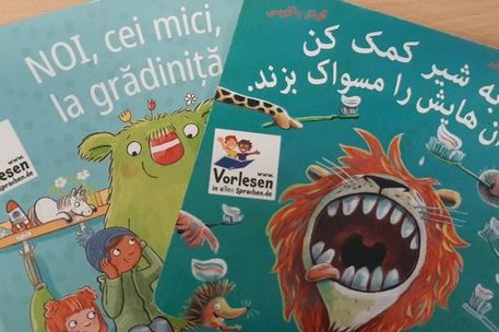 Bilderbücher auf Rumänisch und Farsi