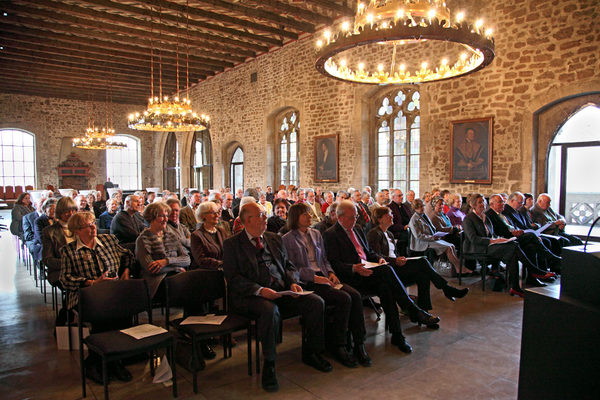 Foto der Ehrung der Ehrenamtlichen in der Dornse des Altstadtrathauses 2013