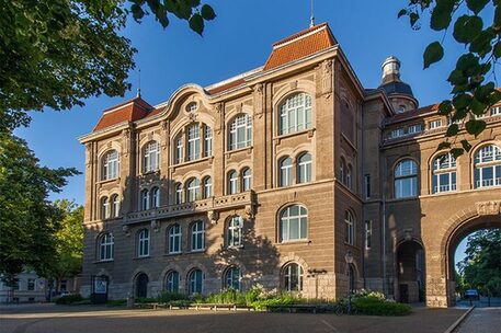 Außenansicht des Museumsgebäudes im Jugendstil