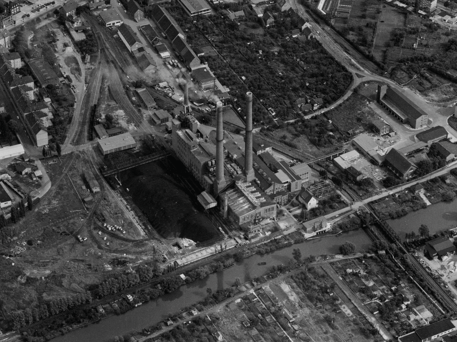 Heizkraftwerk-Uferstraße, 1961