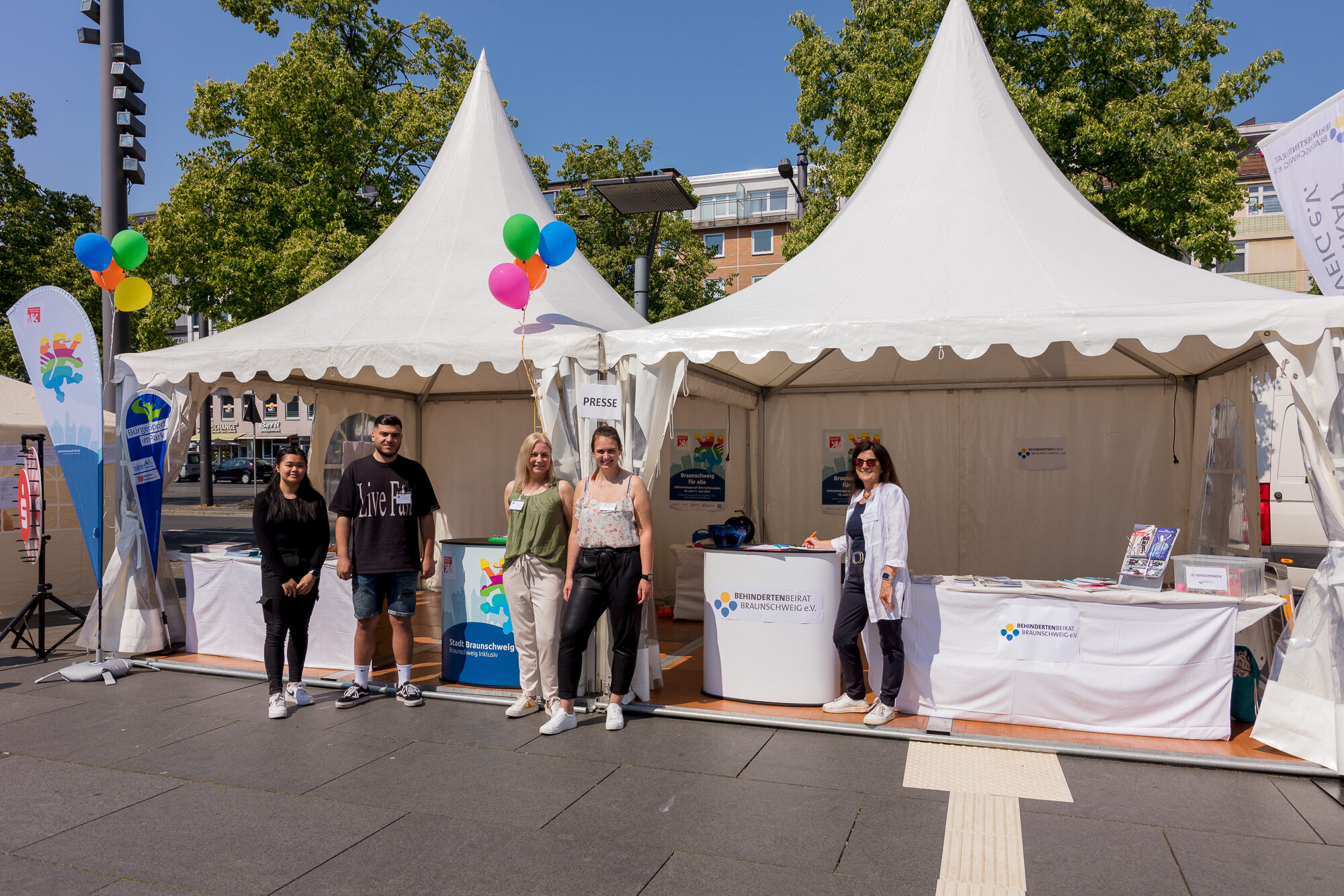 Informationsstand Stadt Braunschweig und Behindertenbeirat Braunschweig e.V. (Wird bei Klick vergrößert)