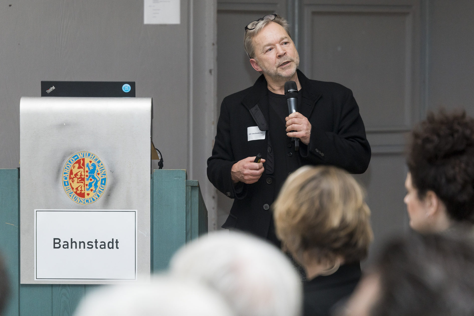 Herr Prof. Brederlau während seines Vortrags zur Ideenwerkstatt (Wird bei Klick vergrößert)