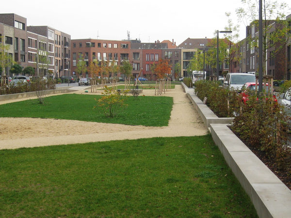 Platzraum Mettler Landschaftsarchitektur gemeinsam mit zukünftigen Bewohnern entwickelt (Wird bei Klick vergrößert)