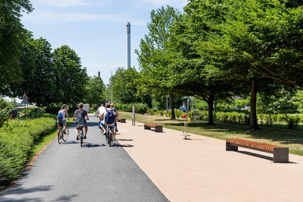 Mit dem Rad unterwegs am Ringgleis. (Wird bei Klick vergrößert)