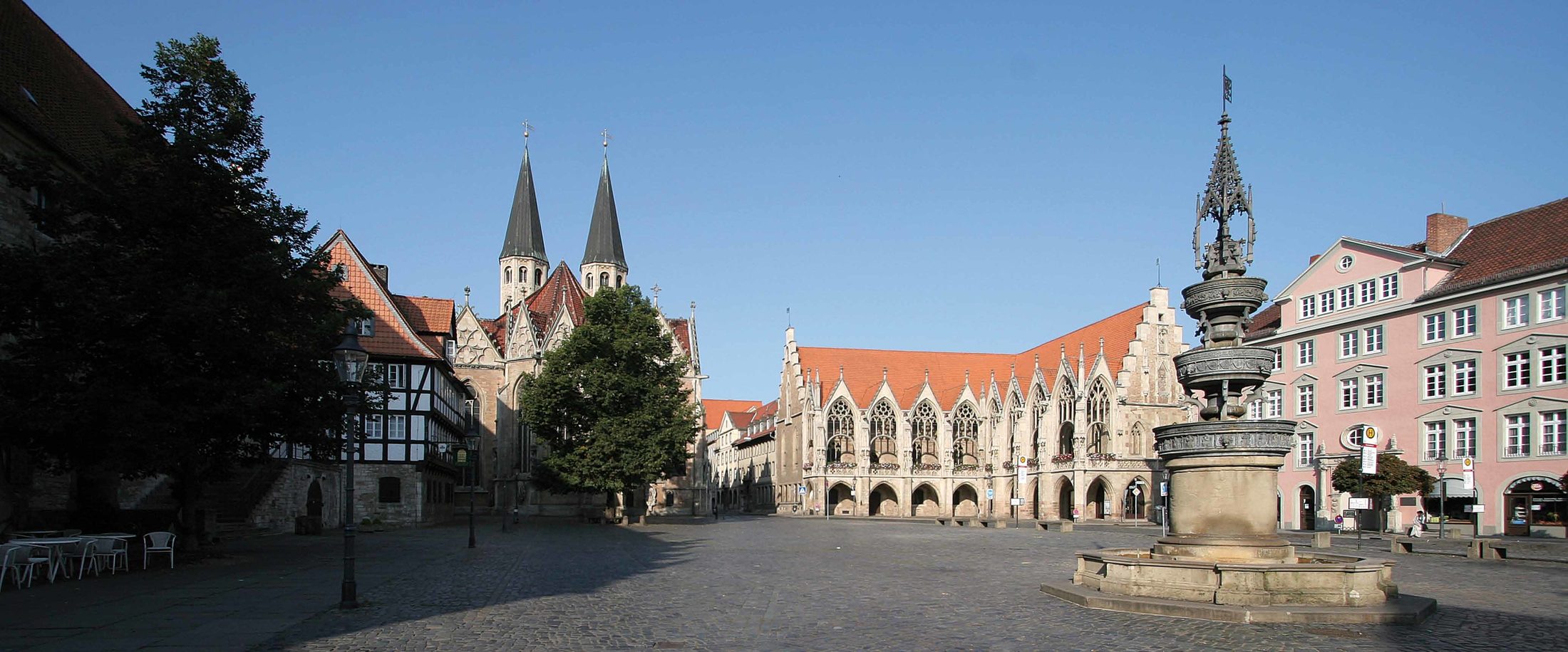 Der Altstadtmarkt – seit dem Mittelalter bis heute ein Mittelpunkt des öffentlichen Lebens in Braunschweig.