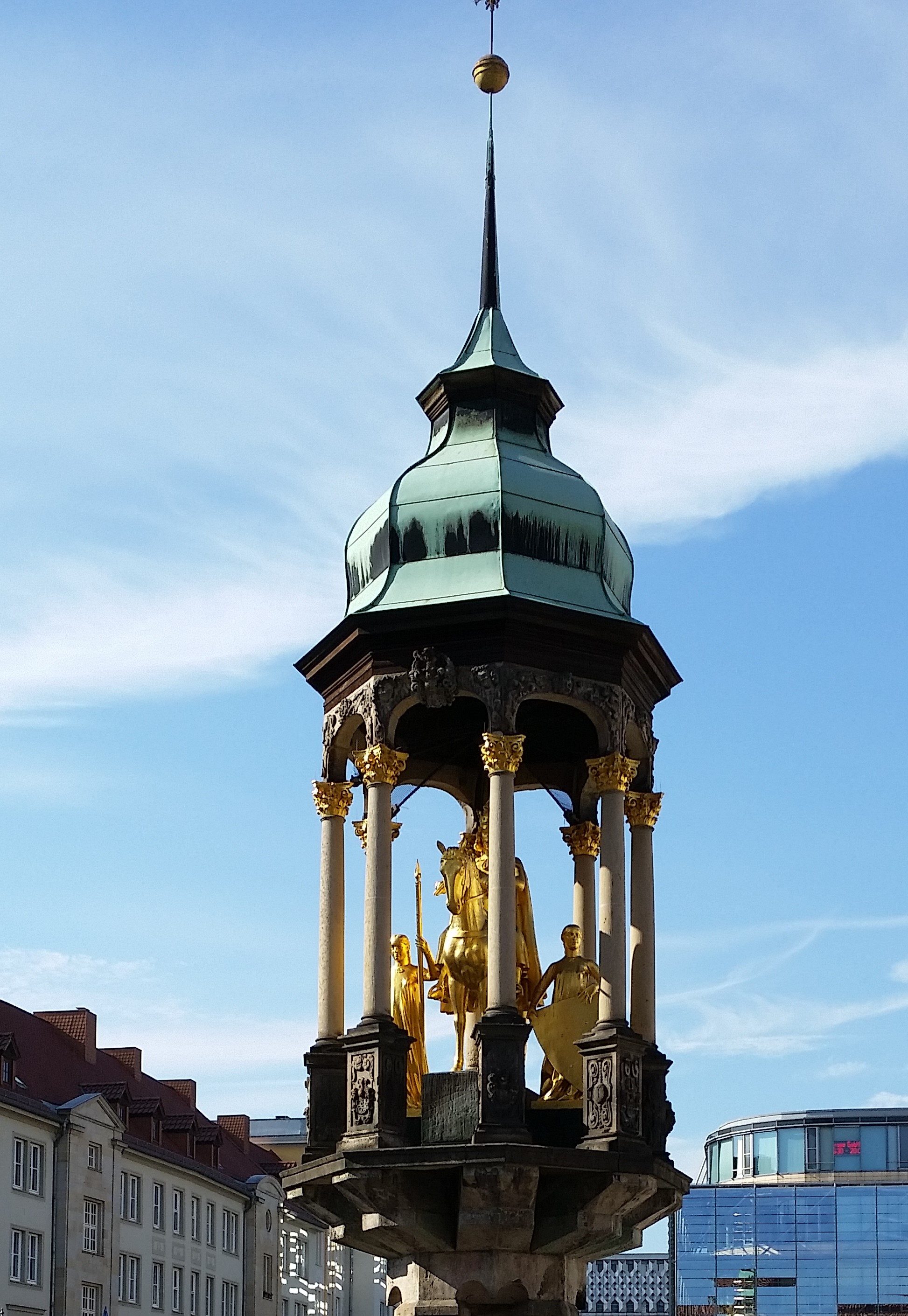 „Magdeburger Reiter“ vor dem Rathaus (Wird bei Klick vergrößert)