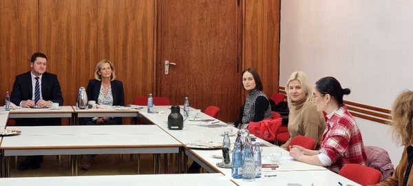 Arbeitsgespräch zur Ukrainehilfe im Rathaus Braunschweig (Zoom on click)