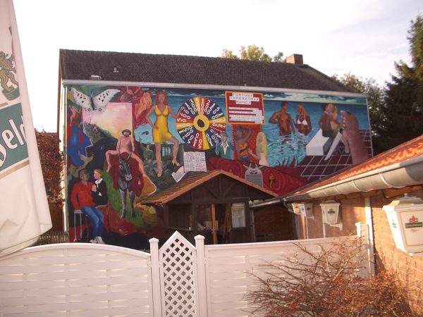 Wandbild von 2004 (Wird bei Klick vergrößert)