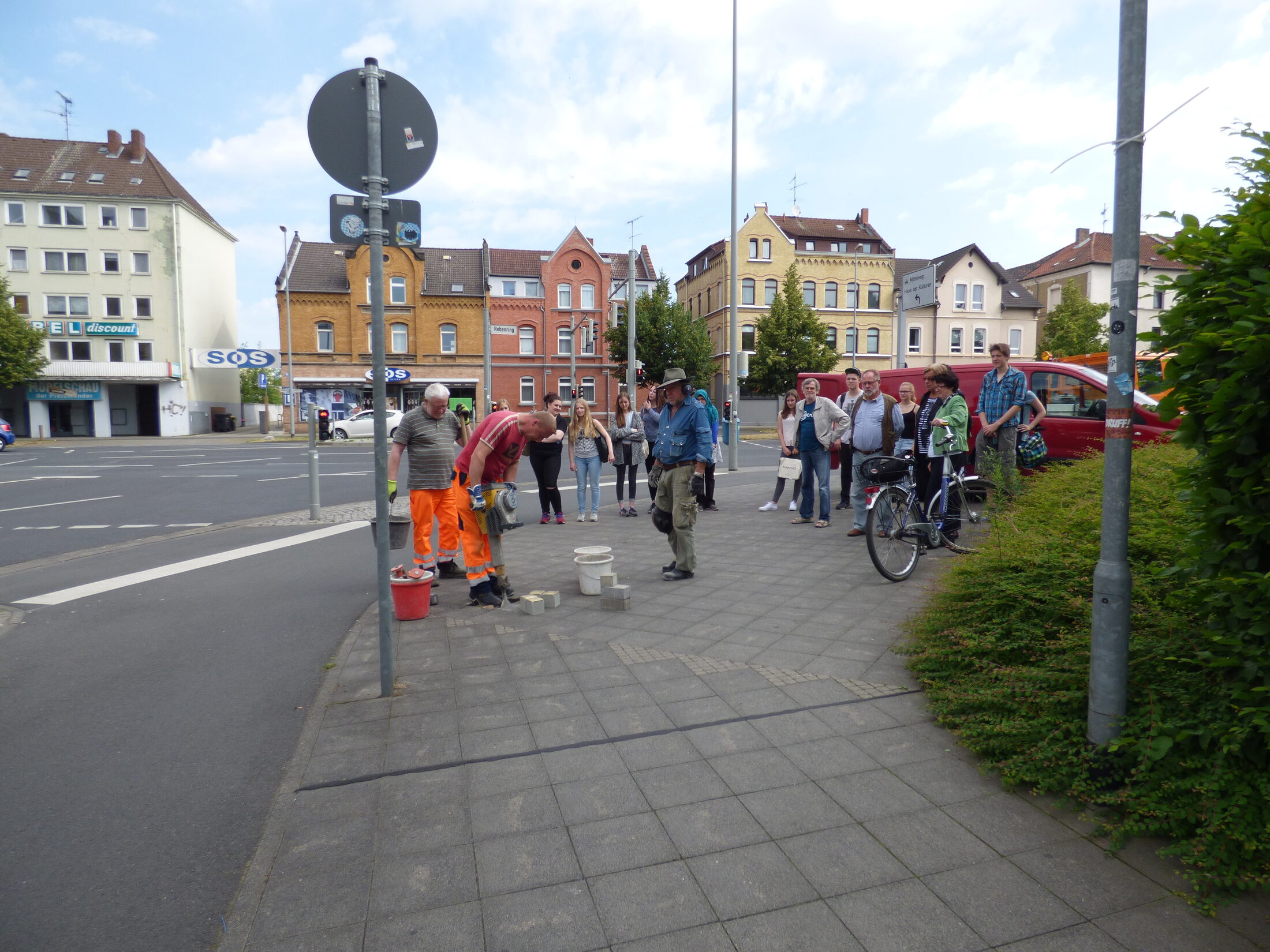 Bild von der Verlegung am 29.06.2015 (Wird bei Klick vergrößert)