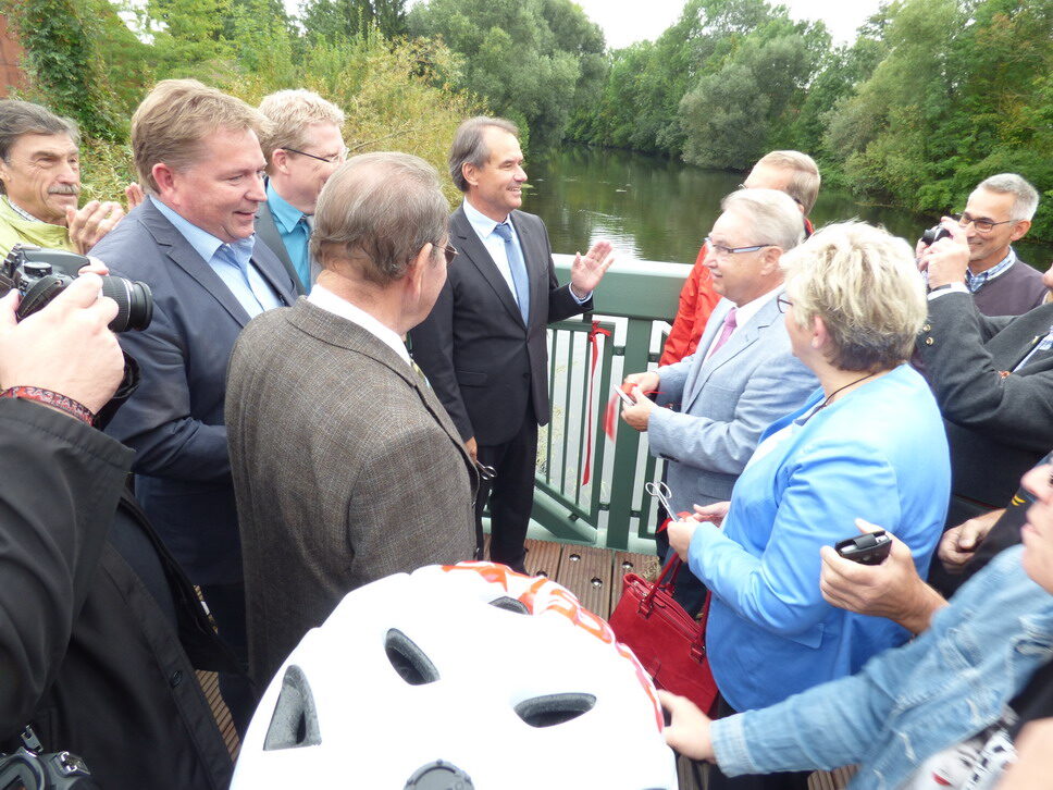 Brücke eröffnet! (Wird bei Klick vergrößert)