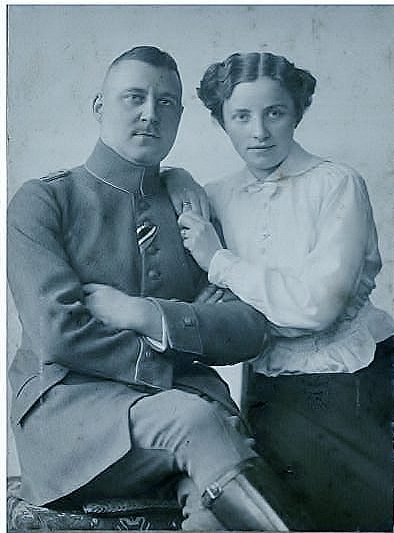 H. Gehrs Verlobung mit Gertrud (Wird bei Klick vergrößert)