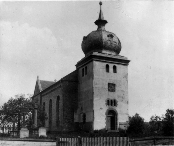 Unsere Kirche vor 1899 (Wird bei Klick vergrößert)