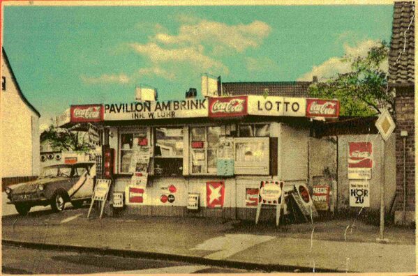 Pavillon mit VW 1600 (Wird bei Klick vergrößert)