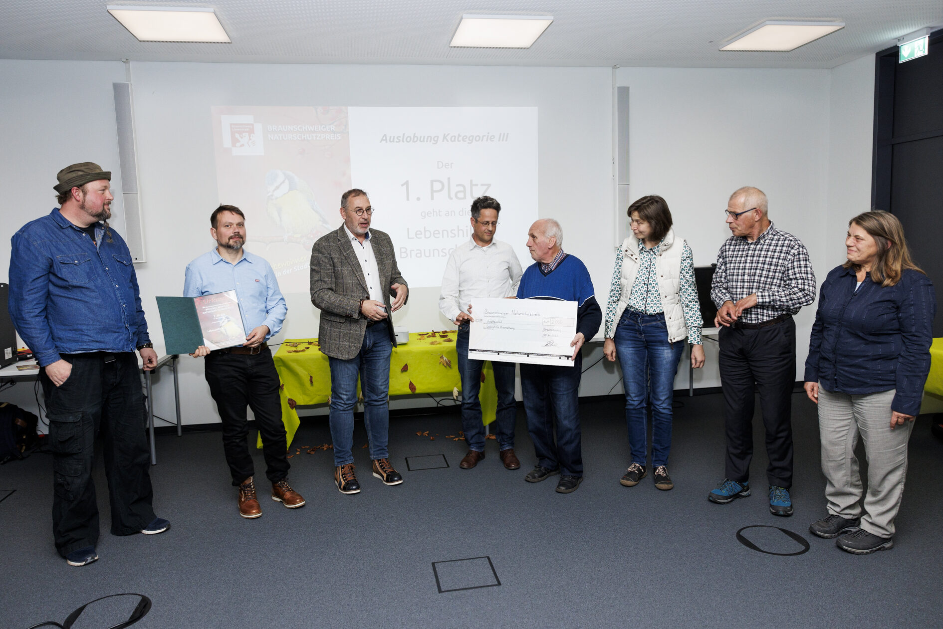 Preisübergabe Platz 1 in der Kategorie III. (Wird bei Klick vergrößert)