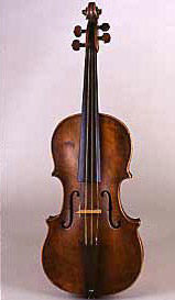 Violine Deutschland Mitte 18. Jahrhundert. Erste Geige, die der spätere Virtuose Louis Spohr als Fünfjähriger erhielt. Geschenk des Kantors Eggers. (Wird bei Klick vergrößert)