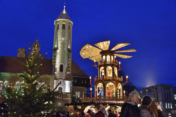 Der adventlichterzauber lockte auf in diesem Jahr hunderttausende Besucher in die Braunschweiger Innenstadt. (Wird bei Klick vergrößert)