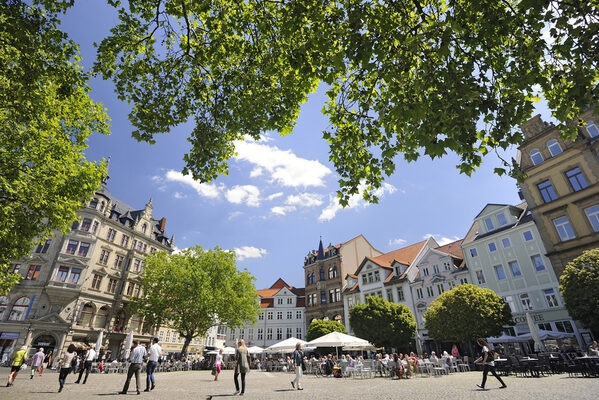 Im sommerstadtgarten auf dem Kohlmarkt finden an den Wochenenden Veranstaltungen statt. (Wird bei Klick vergrößert)