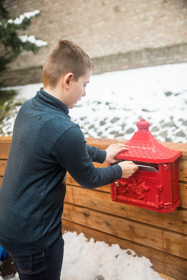 Insgesamt 154 Briefe warfen kleine und große Kinder in den Wunschbriefkasten an der Weihnachtswerkstatt. (Wird bei Klick vergrößert)