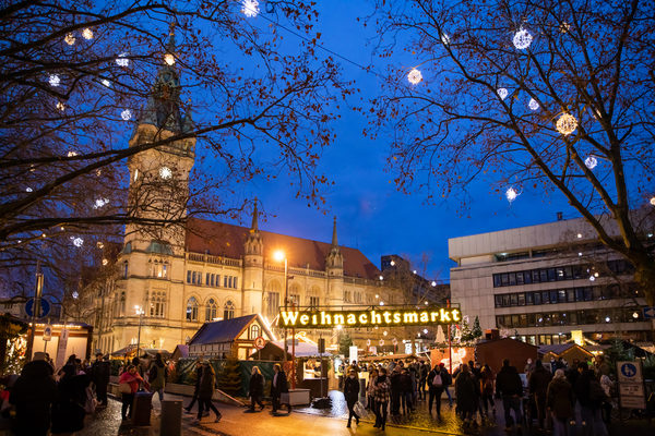 Noch bis 20:00 Uhr können Besucherinnen und Besucher die Adventsstimmung auf dem Braunschweiger Weihnachtsmarkt genießen. (Wird bei Klick vergrößert)