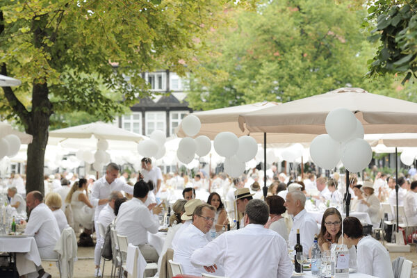 Am 28. August lädt das Stadtmarketing zu einem Dinner in White in der Braunschweiger Innenstadt ein – die genauen Plätze sind bisher noch geheim. (Wird bei Klick vergrößert)