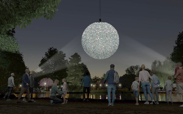 Leuchtende Kugel über Braunschweig: Der Lichtparcours 2024 lädt vom 15. Juni bis zum 6. Oktober in die Löwenstadt ein. (Wird bei Klick vergrößert)