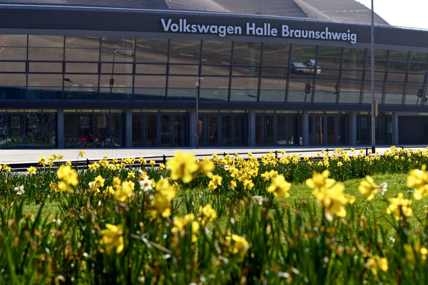Volkswagen Halle Braunschweig (Zoom on click)
