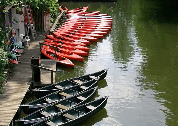 Kanus am Bootsanleger (Wird bei Klick vergrößert)