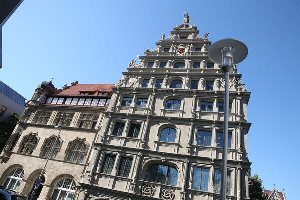 Gewandhaus (Wird bei Klick vergrößert)