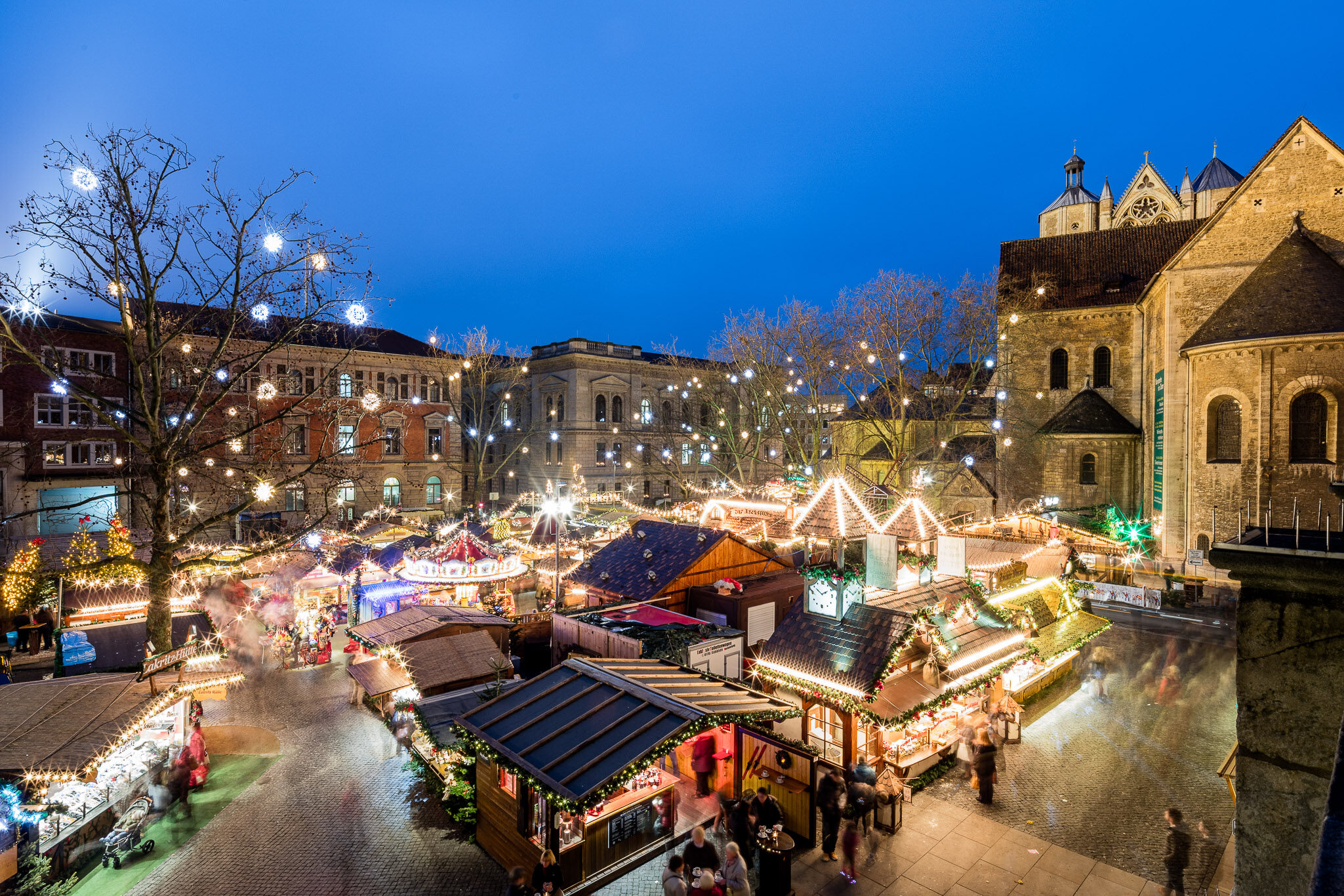 View of the Platz der Deutschen Einheit (Zoom on click)