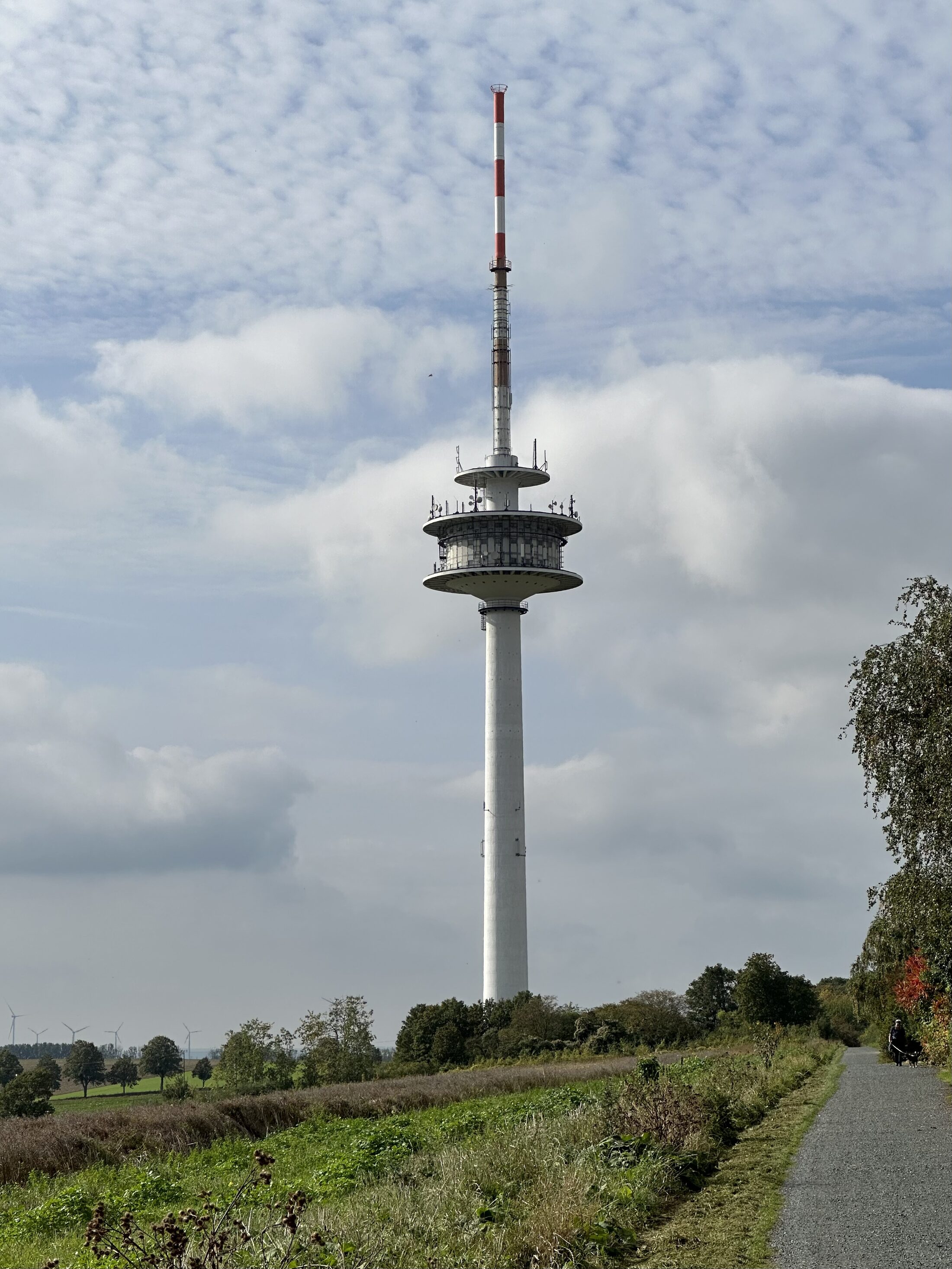 Fernmeldeturm in Broitzem (Wird bei Klick vergrößert)