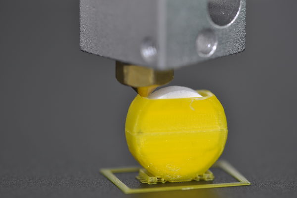 Einsatz von 3D-Druck für die Herstellung individualisierter Arzneimittel.