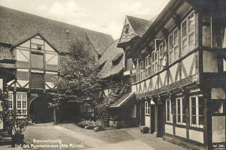 Hof der ehemaligen Mummebrauerei Nettelbeck Hintern Brüdern