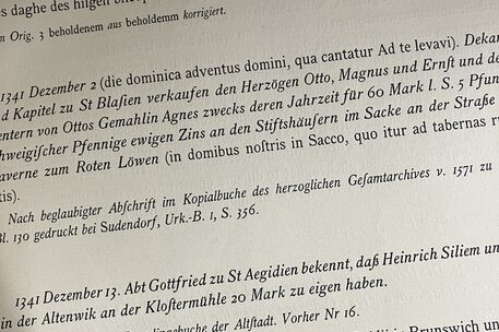 Urkundenbuch_4