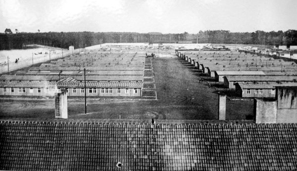 Baracken des KZ Ravensbrück (Wird bei Klick vergrößert)