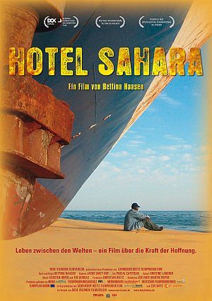 Szenenfoto aus dem Film "Hotel Sahara" (Wird bei Klick vergrößert)