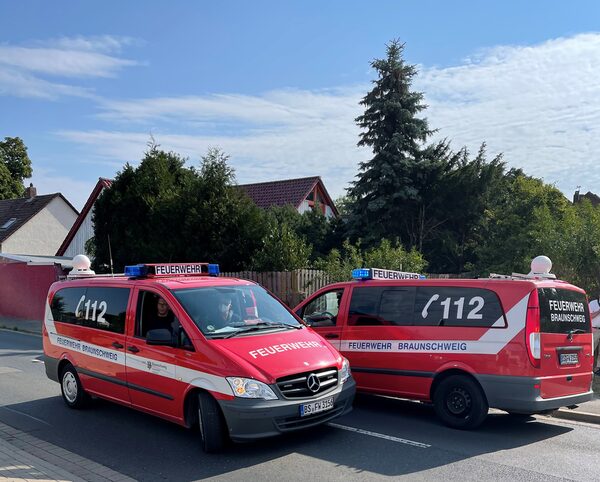 Lautsprecher-Fahrzeuge der Feuerwehr