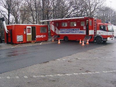Einsatzabschnittsleitung der Feuerwehr Braunschweig an der AWD Arena (Wird bei Klick vergrößert)