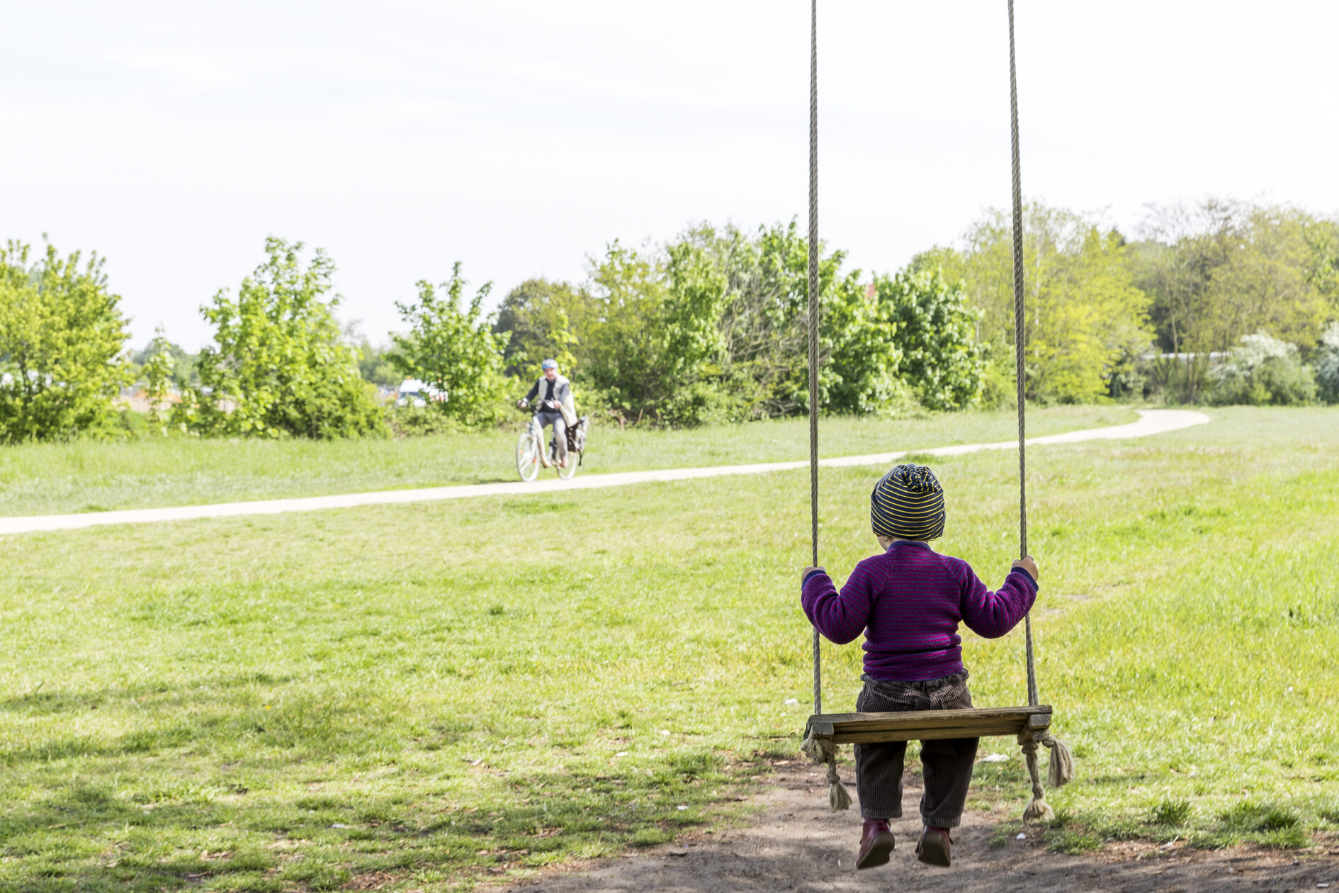 Schaukel im Nordpark (Wird bei Klick vergrößert)