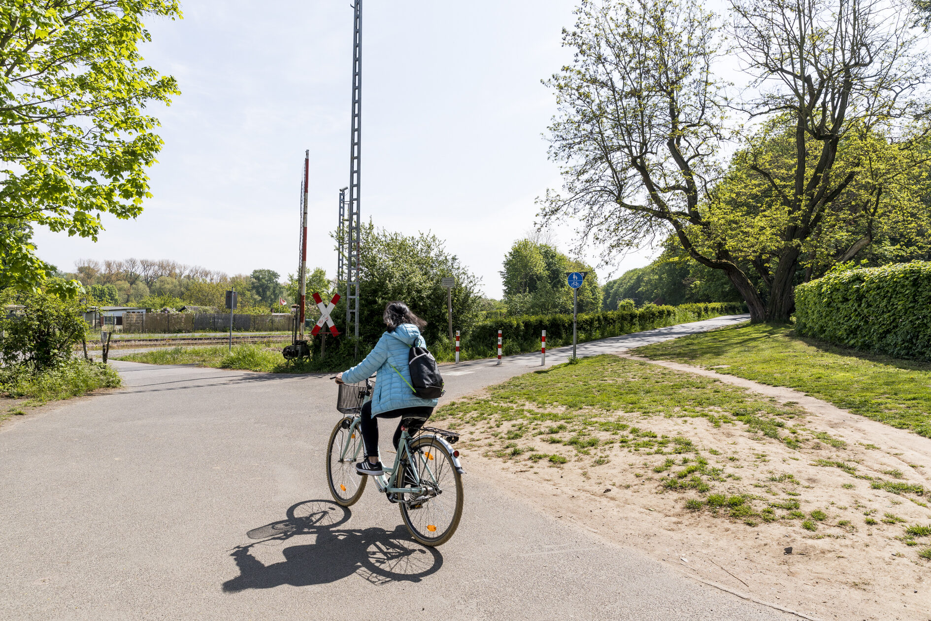 Bahnübergang am Östlichen Ringgleis (Wird bei Klick vergrößert)