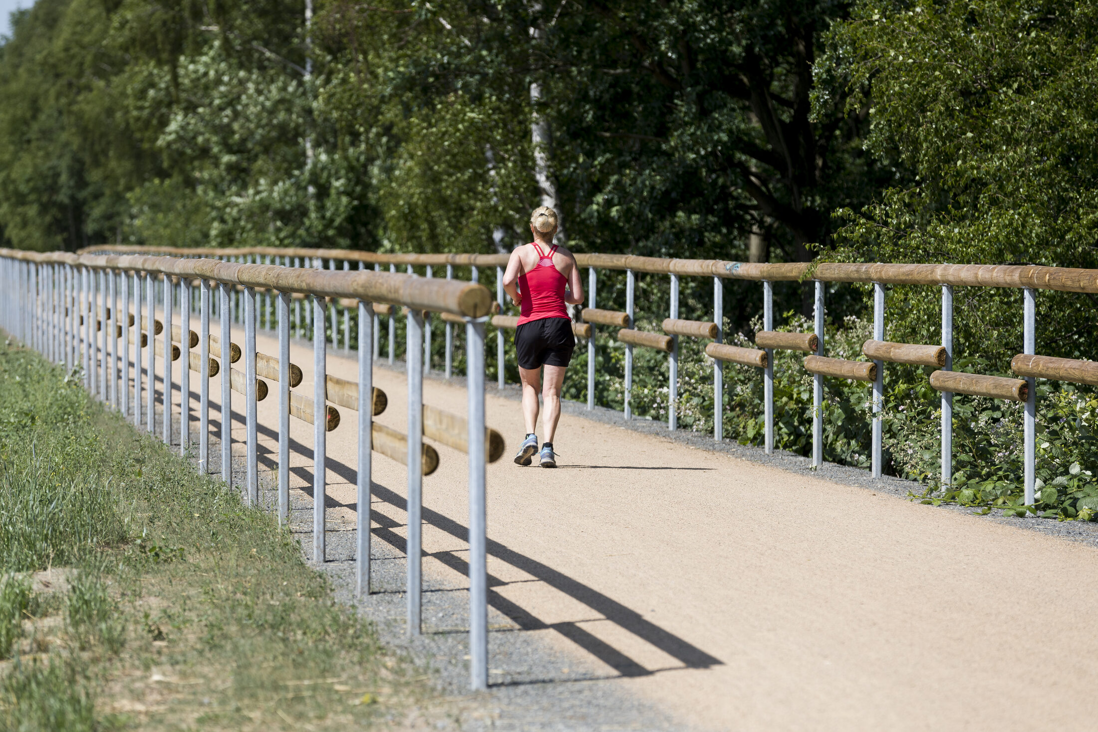 Jogger am Südlichen Ringgleis (Wird bei Klick vergrößert)