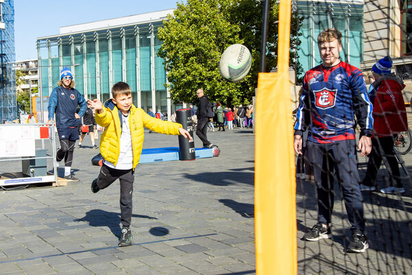 Sportliche Vielfalt für Groß und Klein gibt es beim trendsporterlebnis in der Innenstadt (Wird bei Klick vergrößert)