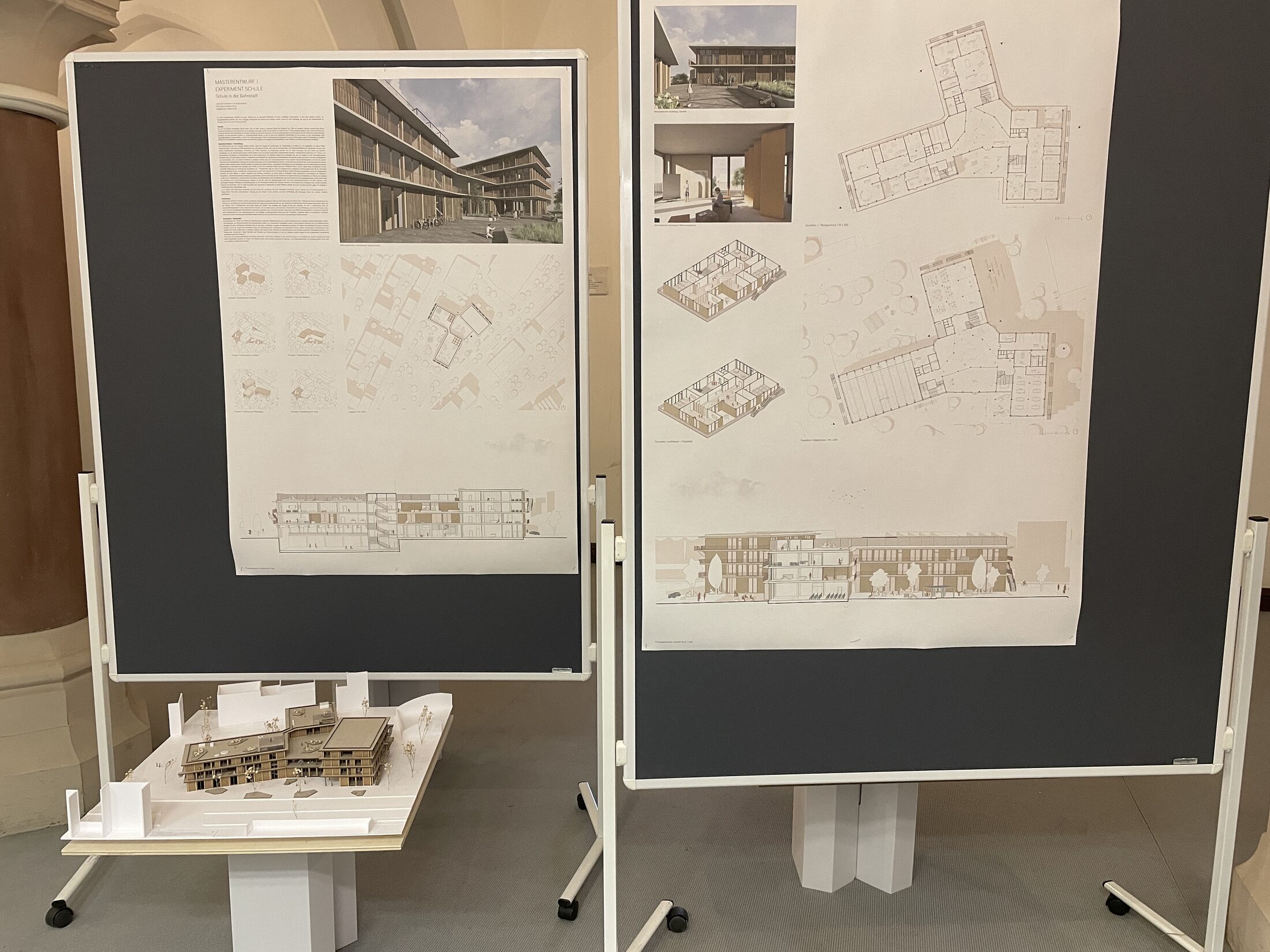 Fotos der studentischen Arbeiten (Wird bei Klick vergrößert)