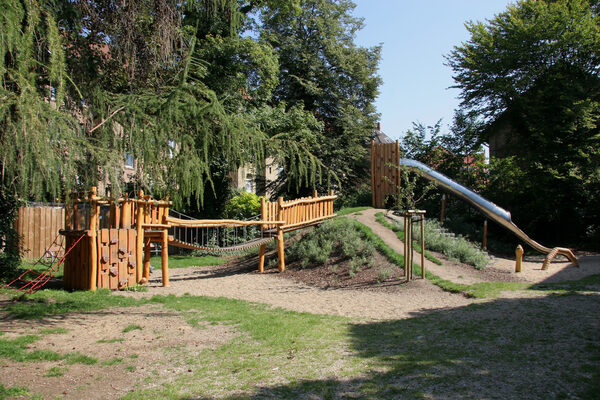 Spielplatz Madamenweg 156 (Wird bei Klick vergrößert)