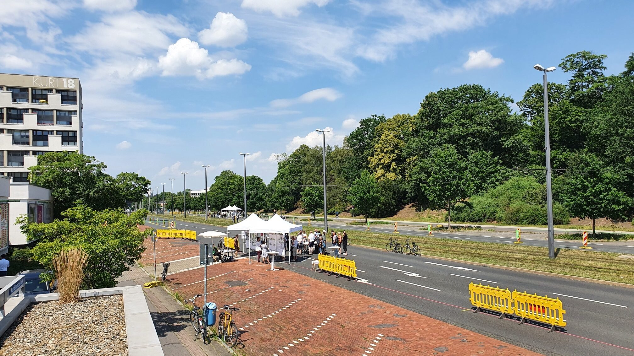 Blick in die Kurt-Schumacher-Straße (Wird bei Klick vergrößert)