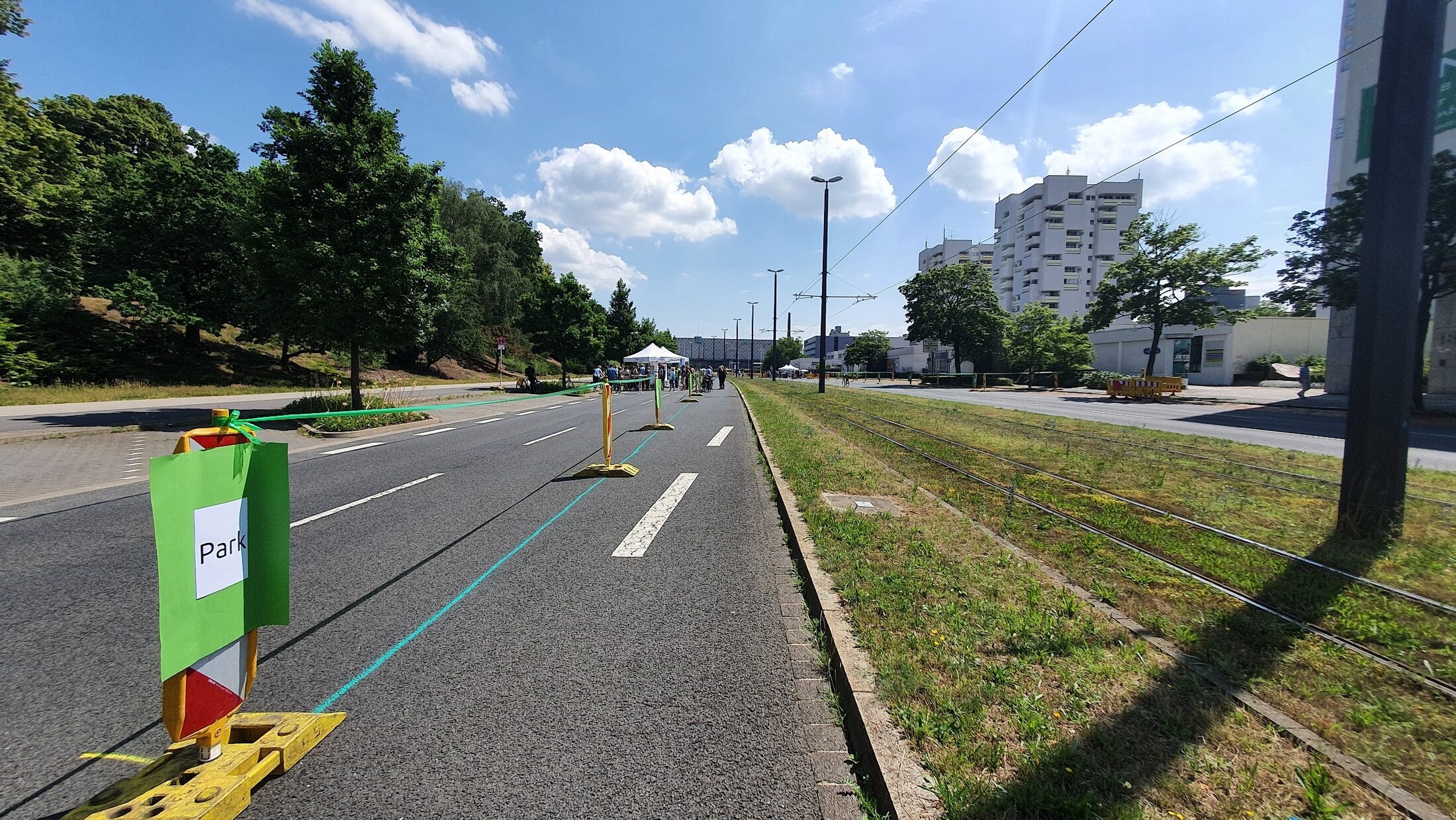 Blick in die Kurt-Schumacher-Straße (Wird bei Klick vergrößert)