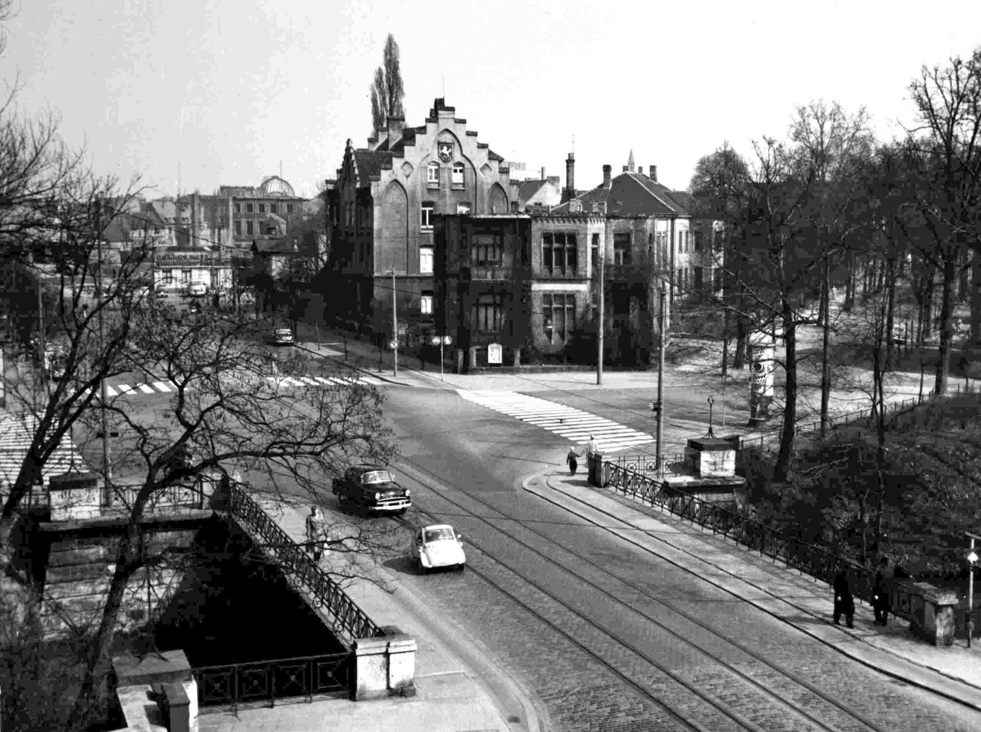 Augusttorbrücke, Südansicht, um 1955 (Wird bei Klick vergrößert)