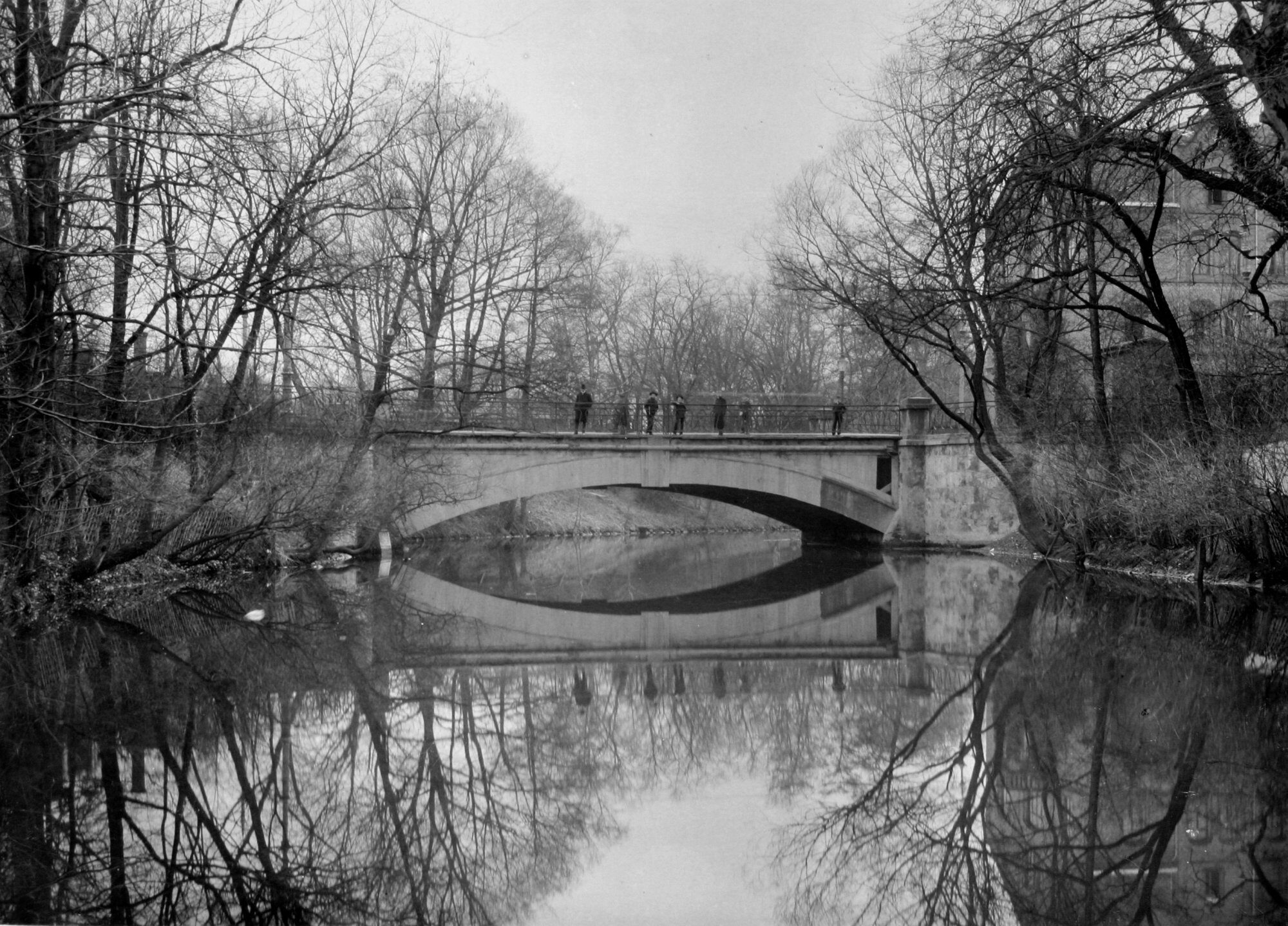 Fallerslebertorbrücke, Südansicht, vor 1904 (Wird bei Klick vergrößert)