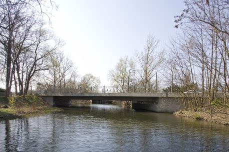 Gieselerbrücke, östliche Straßenbrücke, 2010